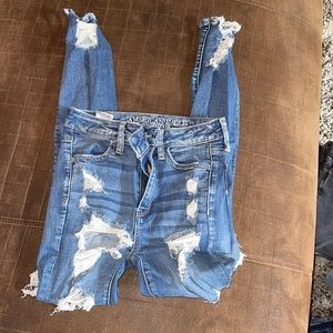 american eagle distressed skinny jeans